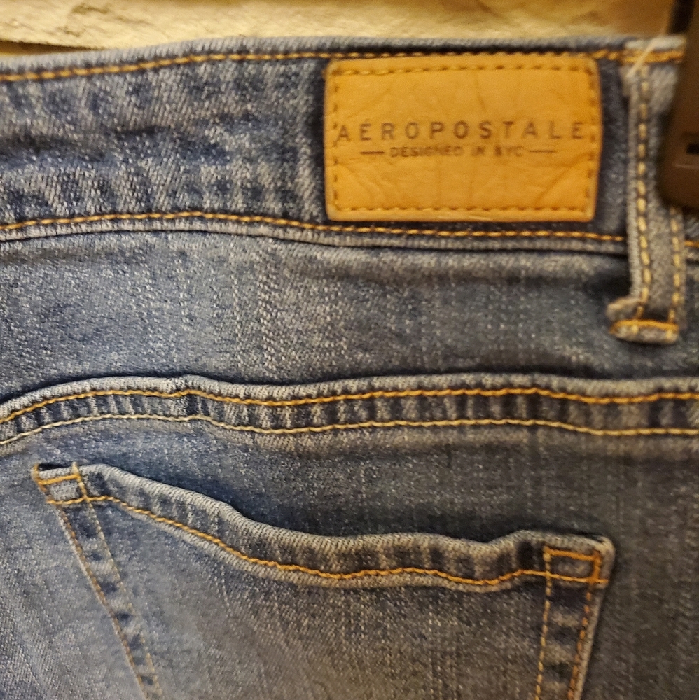 Aero Shorts - Picture 4 of 6